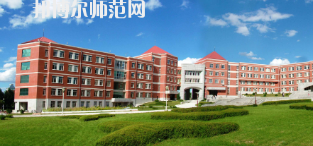 東北師范大學人文學院招生辦聯系電話