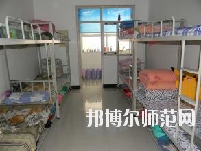 瀘州江南幼師職業中專學校