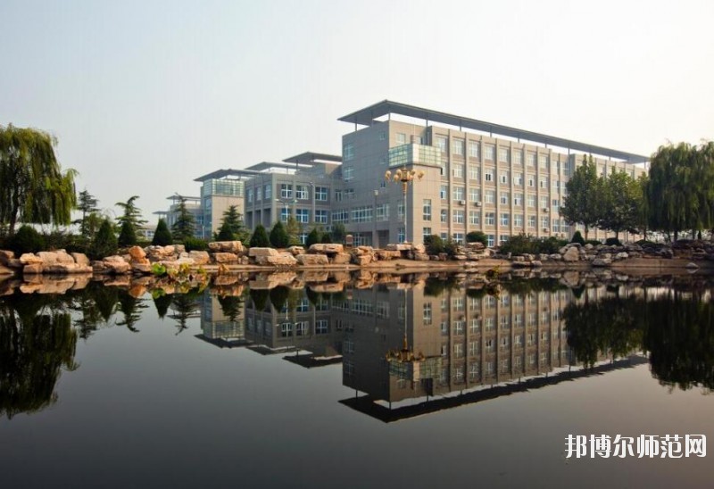 濟南職業師范學院彩石校區是幾專
