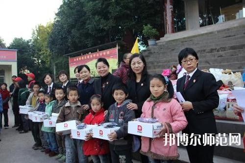 岳池白廟幼兒師范職業(yè)中學(xué)2020年報(bào)名條件、招生要求、招生對象