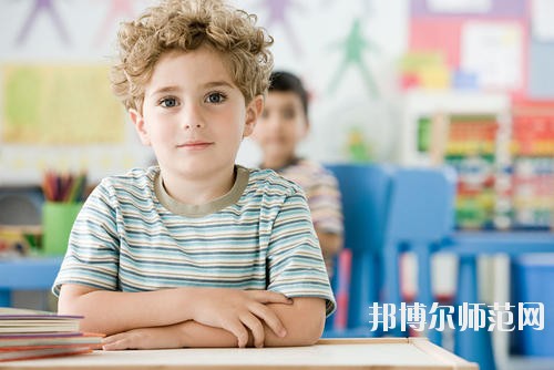 成都2020年中專幼師學校有哪些專業
