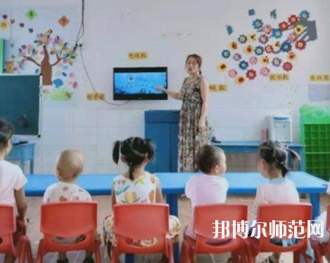 滄州2021年女生讀幼師學(xué)校學(xué)什么專(zhuān)業(yè)好