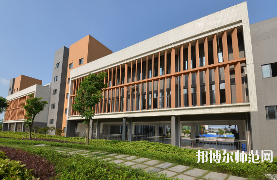 重慶育才幼師職業教育中心怎么樣、好不好