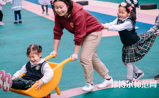 銅仁2021年幼師學校什么專業適合女生