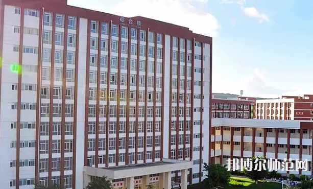 云南現(xiàn)代職業(yè)技術(shù)師范學(xué)院2023年報(bào)名條件、招生要求、招生對(duì)象