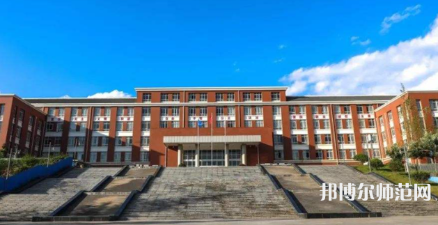云南大學滇池師范學院楊林校區2023年報名條件、招生要求、招生對象