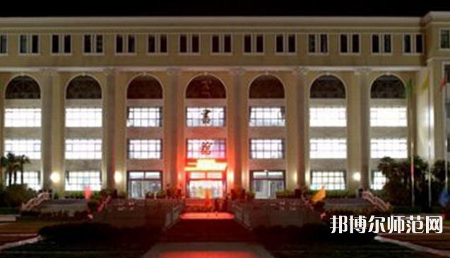 西北大學現代師范學院2023年怎么樣、好不好