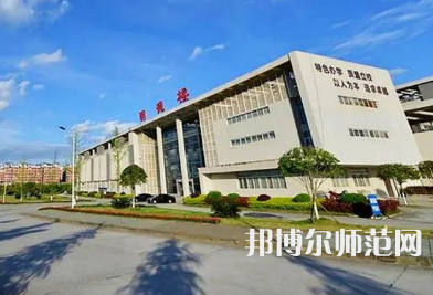 南充職業技術師范學院2023年招生錄取分數線 