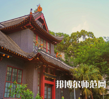 四川大學(xué)師范學(xué)院望江校區(qū)歷年招生錄取分?jǐn)?shù)線(xiàn)