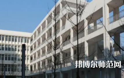 2023年成都信息技術(shù)幼兒師范學(xué)校報(bào)名條件、招生對(duì)象