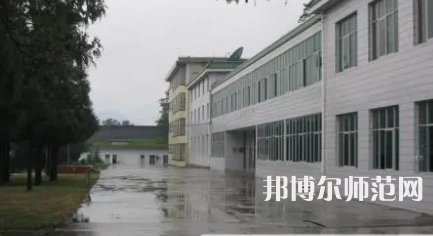 2023年四川彝文幼兒師范學(xué)校報(bào)名條件、招生對象