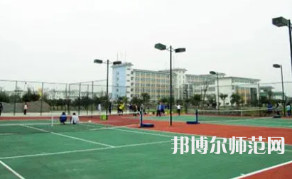 2023年四川愛華幼兒師范學院報名條件、招生對象